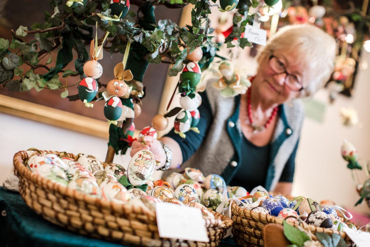 Ostermarkt „Frühlingserwachen auf Schloss Weinberg“ 2025 Illustration 