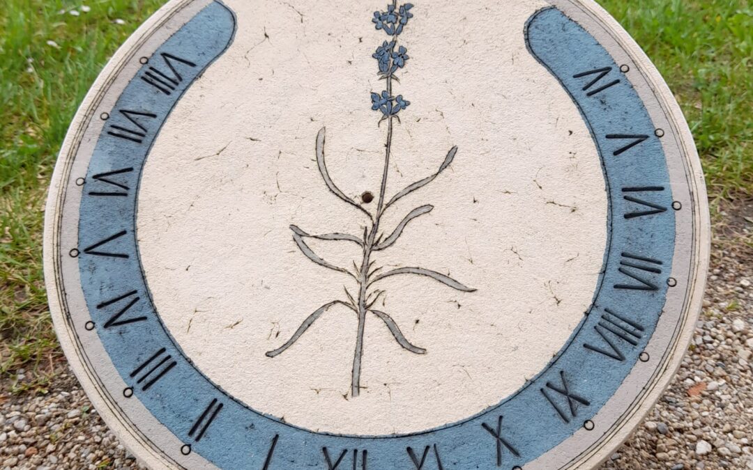 Kreativ-Werk-Tage: Sonnenuhren und Gartenkugeln